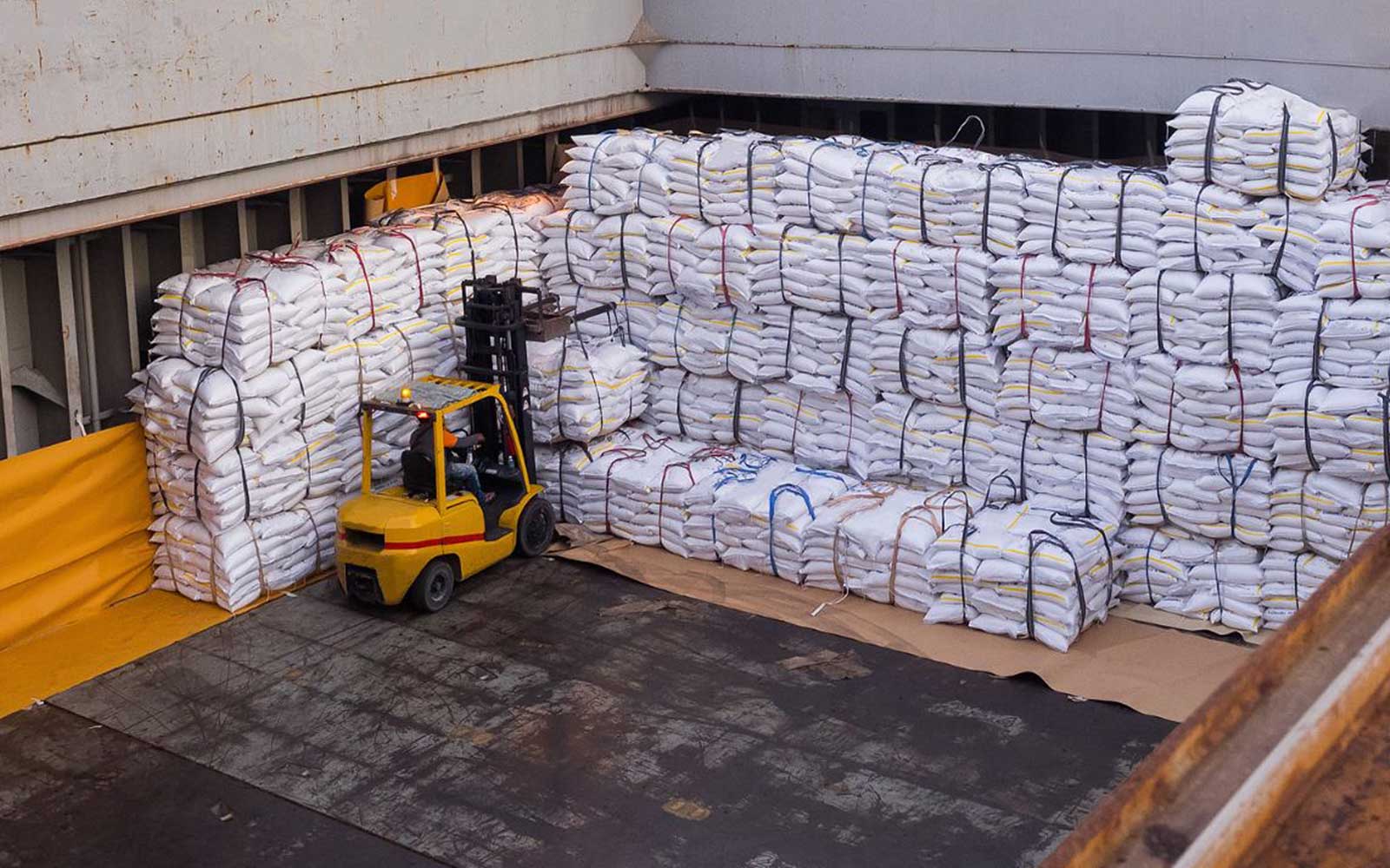 BREAK BULK CARGO