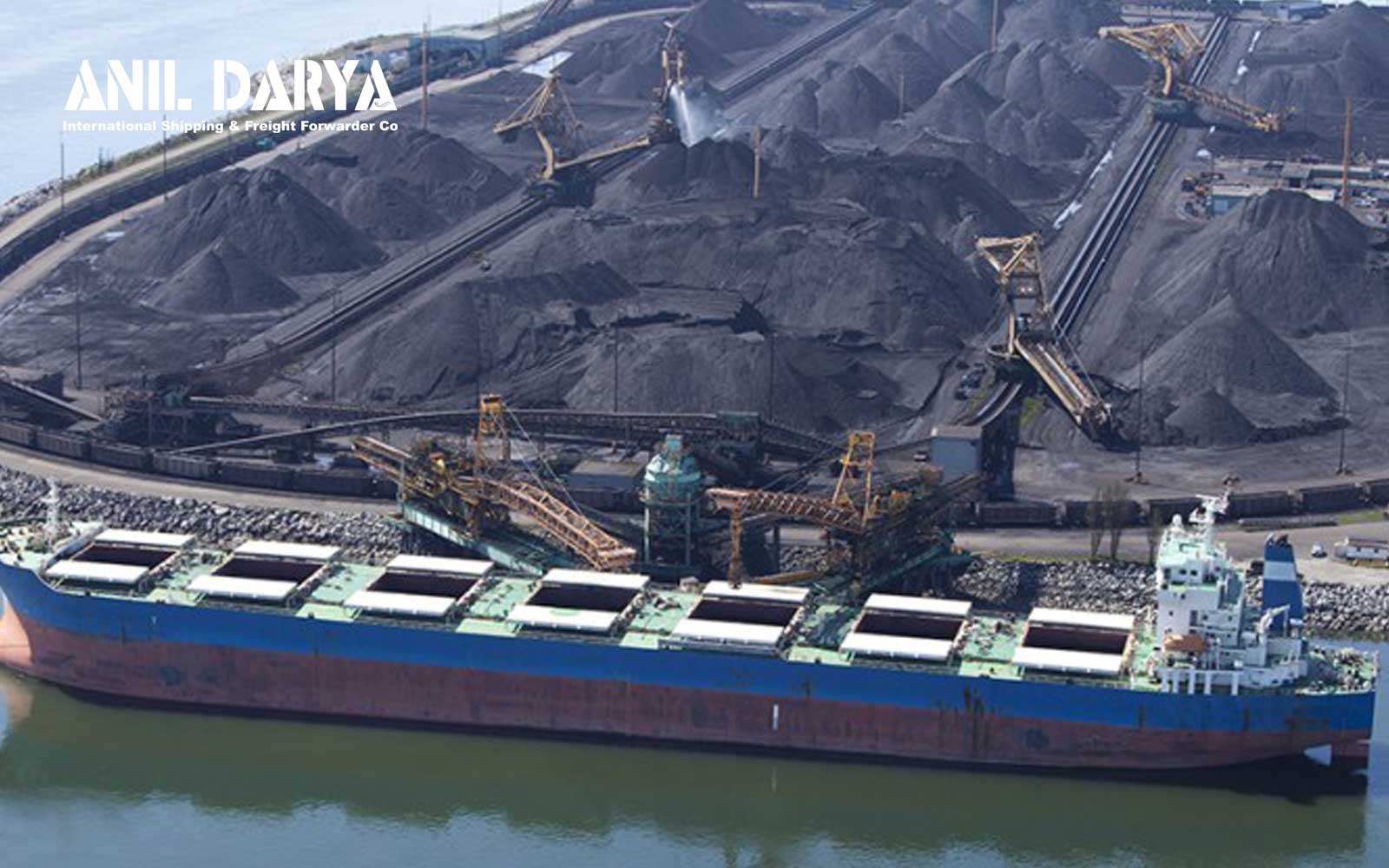 ازدحام کشتی‌ها در بنادراندونزی برای حمل زغال سنگ