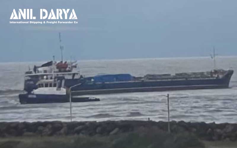 حادثه برای کشتی تجاری در بندر آستارا