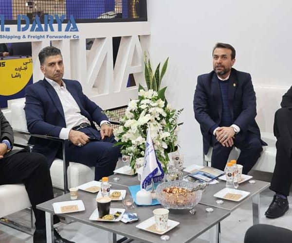 بازدید معاونت محترم حمل و نقل وزارت راه و شهرسازی از غرفه آنیل دریا