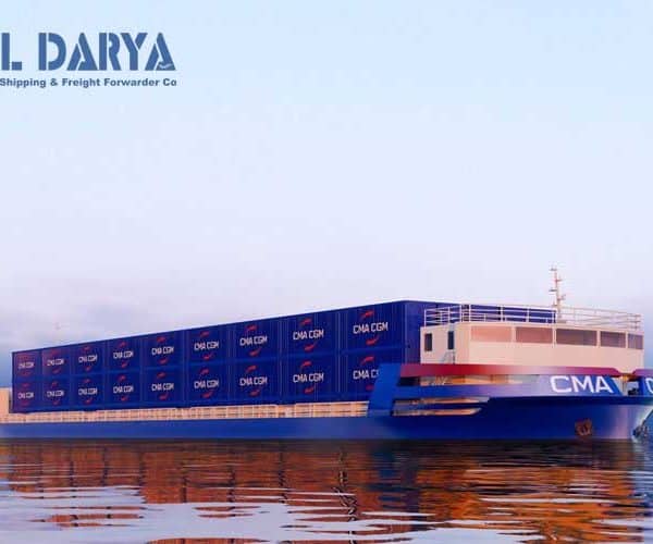 کشتی سبز برقی فرانسه در مزرعه خورشیدی ویتنام