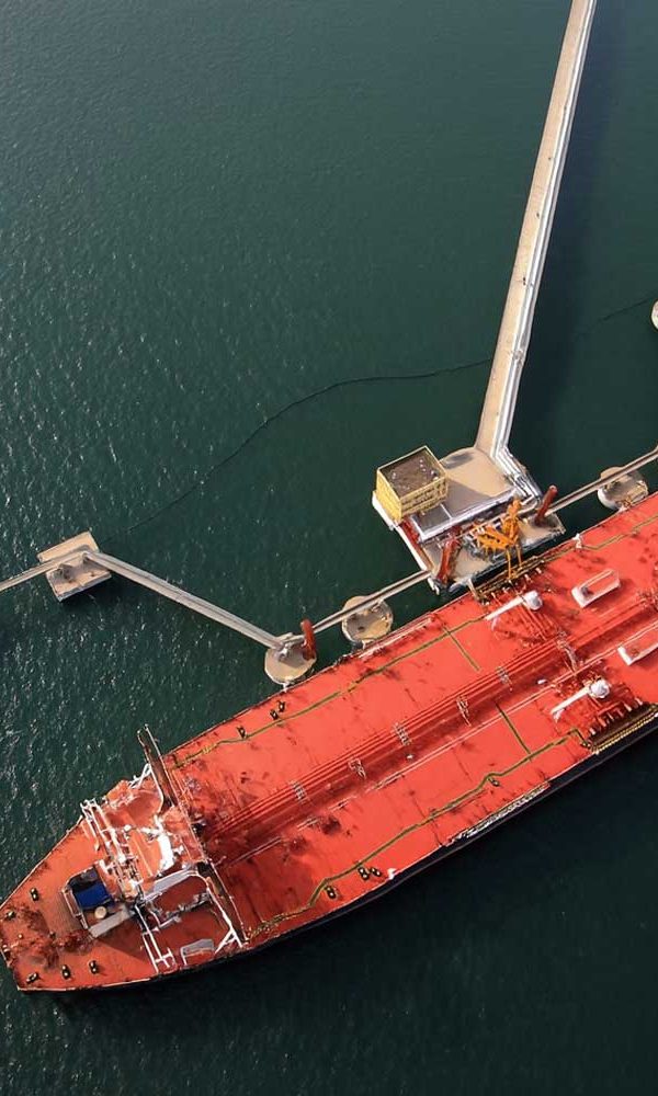 US crude oil exports rise to highest level in a year and a half